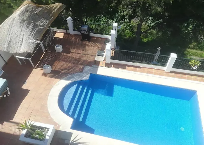 Burriana 3 Private Pool Villa *